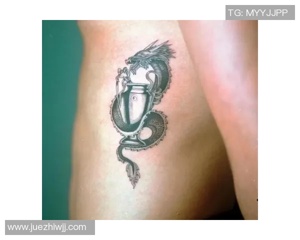 足球球星纹身龙揭示体育与文化融合的深刻意义与背后故事